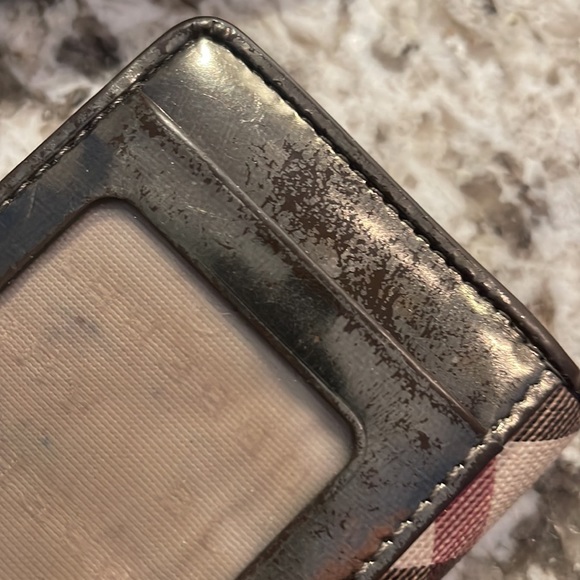 Burberry Wallet - Picture 5 of 11